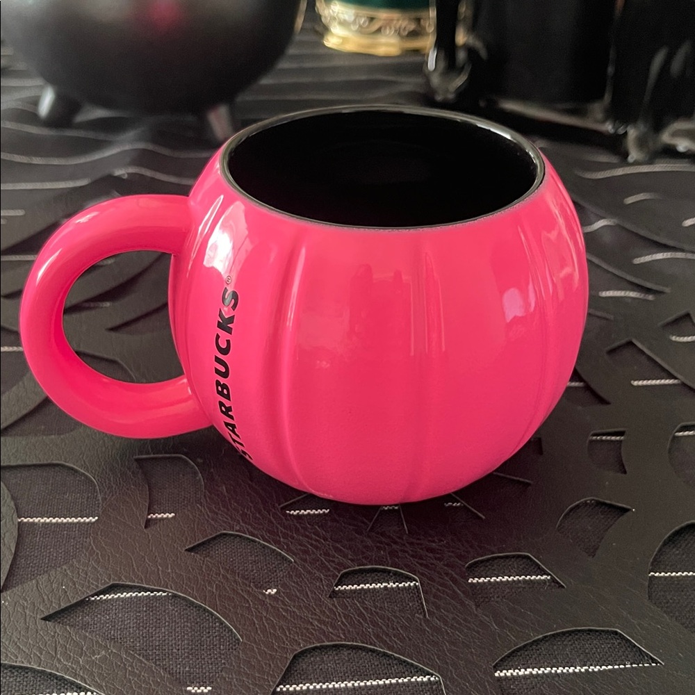 STARBUCKS PINK PUMPKIN HALLOWEEN COFFEE MUG